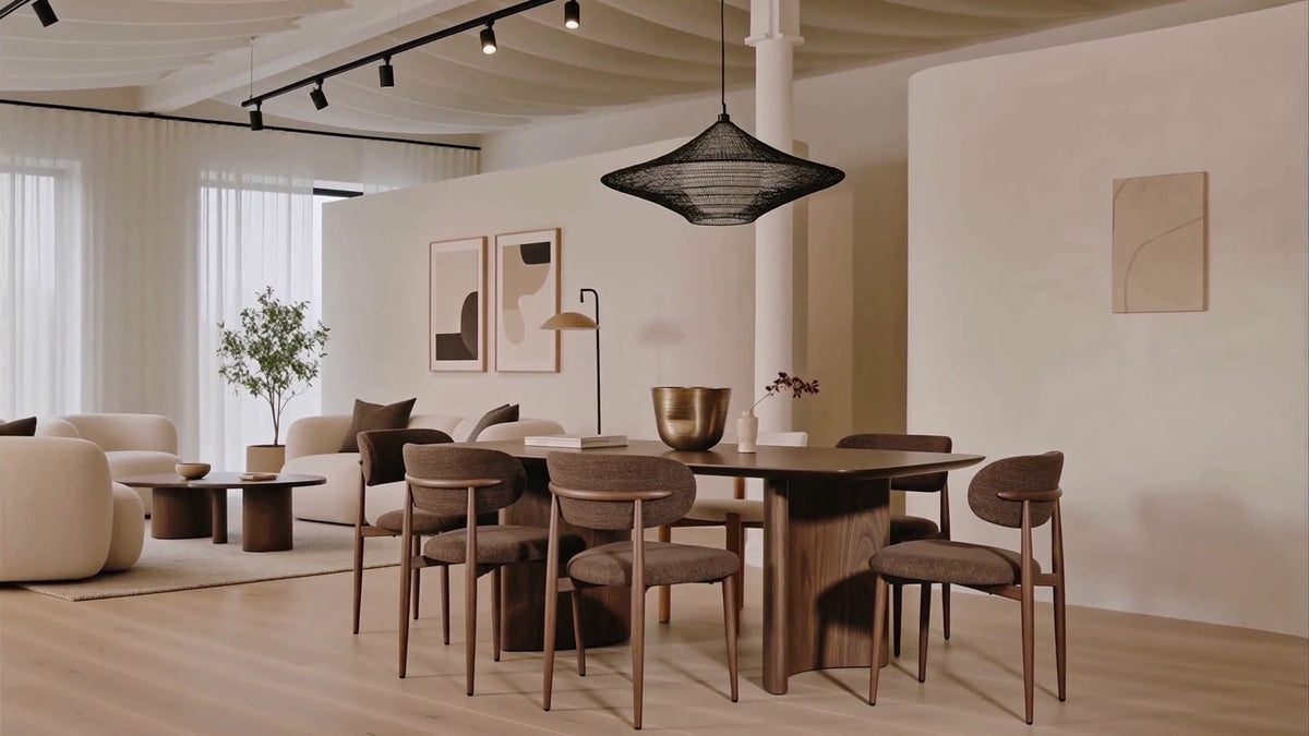 Showroom Swaap : espace repas et mobilier à découvrir.